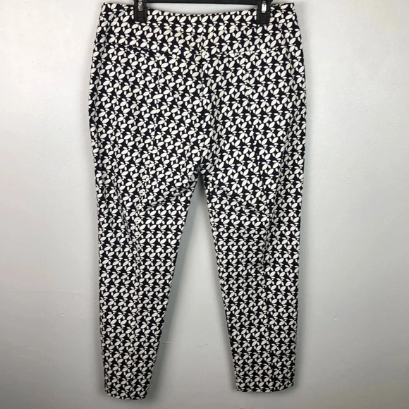 NEW ADRIANNA PAPELL Women’s 12 Print Slim Leg Ankle Slightly Stretchy Pant - Picture 2 of 10